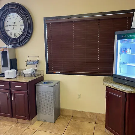 Quality Inn & Suites Williamsport-3