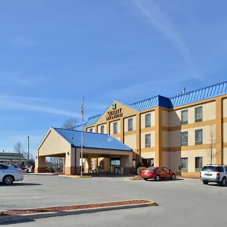Quality Inn & Suites Jefferson City-2