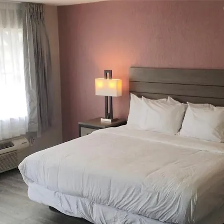 Econo Lodge Inn & Suites Abilene East District-3