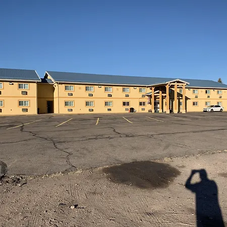 Americas Best Value Inn & Suites Sidney-2