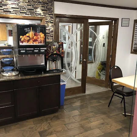 Americas Best Value Inn & Suites Sidney-3