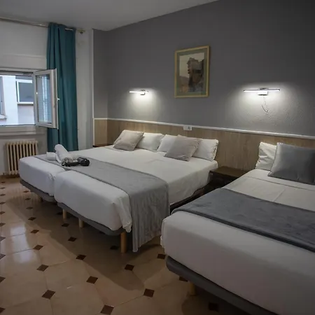 Hostal Residencia Avenida-3