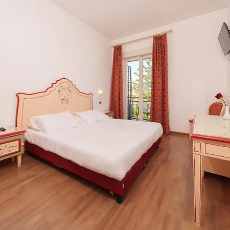 Aequa Hotel-2