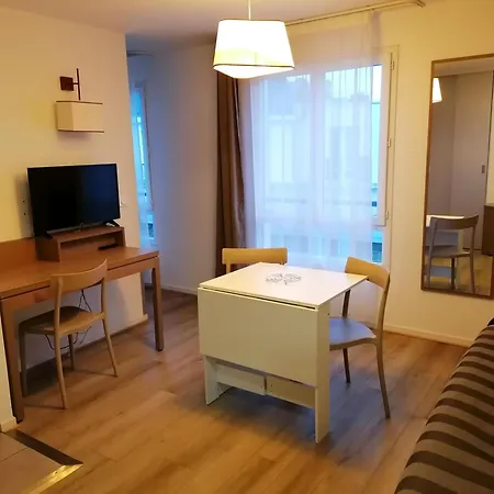Terres de France - Appart'Hotel Quimper Bretagne-2