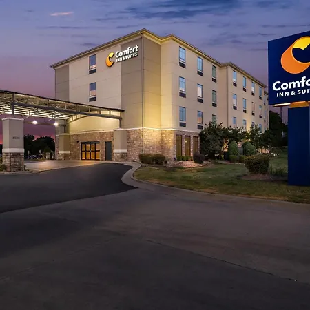 Comfort Inn & Suites Fort Smith I-540-2