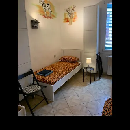 Backpackers House-2