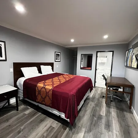 Aqua Inn Motel-3
