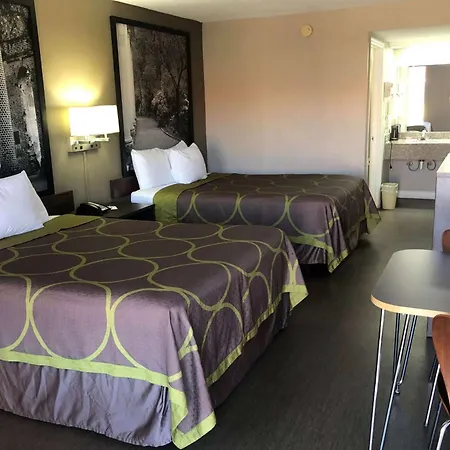 Super 8 By Wyndham Orangeburg Near I-26-2