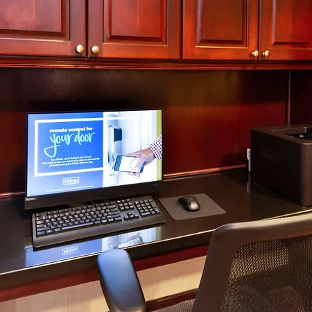 Hampton Inn Greensboro Airport-2