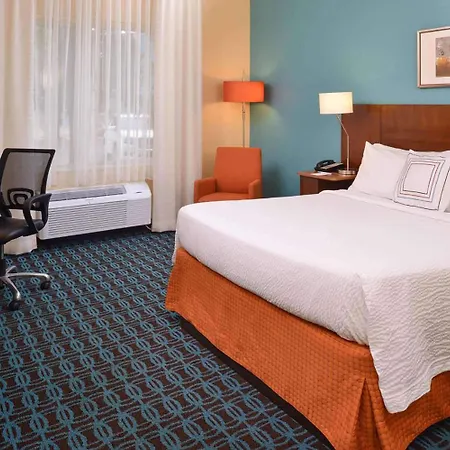 Baymont By Wyndham St Charles-3