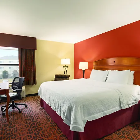 Hampton Inn Wichita-East-2