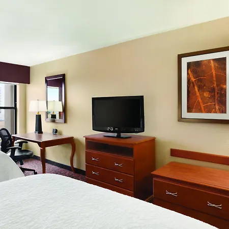 Hampton Inn Wichita-East-3