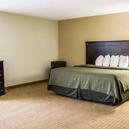 Quality Inn & Suites Wilson I-95-2