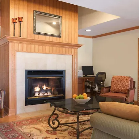 Country Inn & Suites By Radisson, Davenport - Quad Cities-3