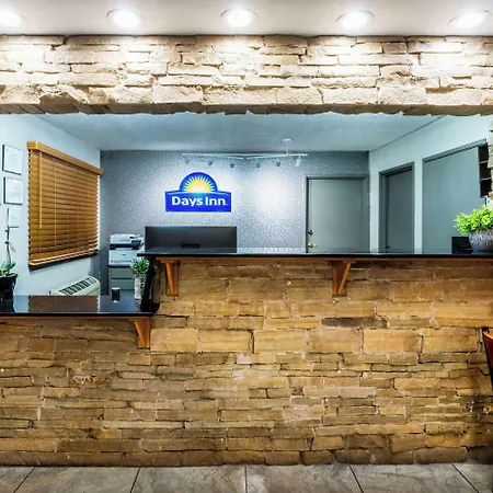 Days Inn By Wyndham Los Lunas-2