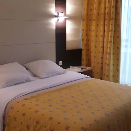 The Originals City, Hôtel Galaxie, Nice Aéroport-2