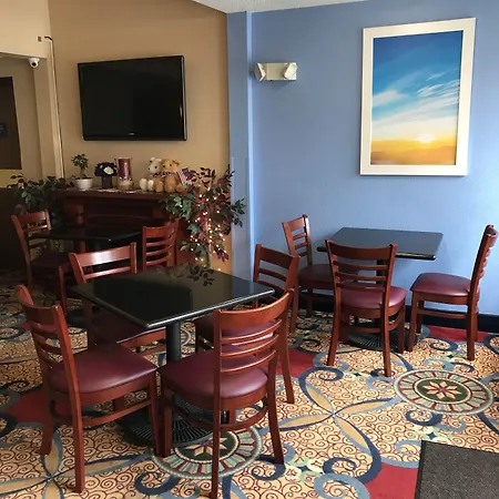 Days Inn By Wyndham Keene Nh-3