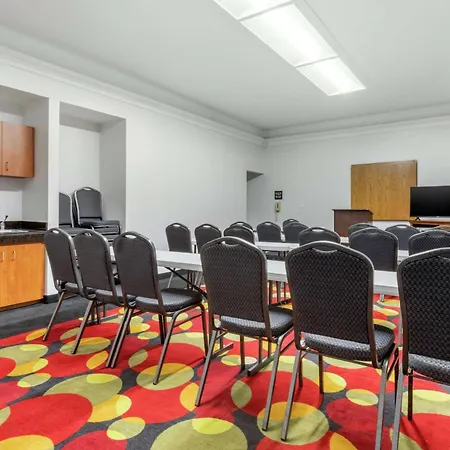 Hampton Inn Brookhaven-2