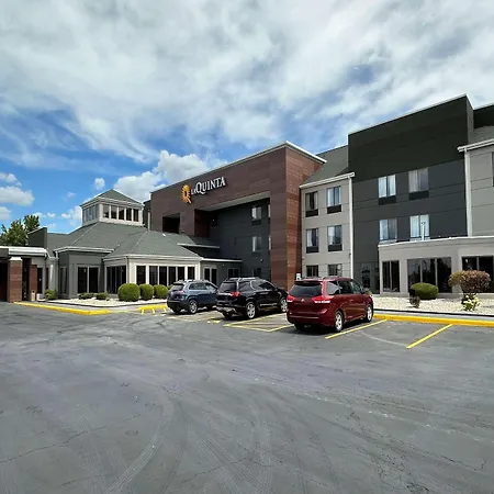 La Quinta Inn & Suites By Wyndham South Holland-3