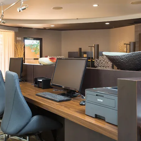 Courtyard By Marriott Boston Westborough-2