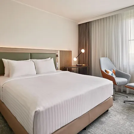 Courtyard By Marriott Dortmund-2