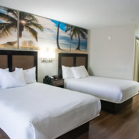 Days Inn By Wyndham Panama City/Callaway-3