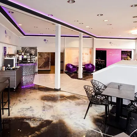 Plaza Inn Stays Design Dortmund-2