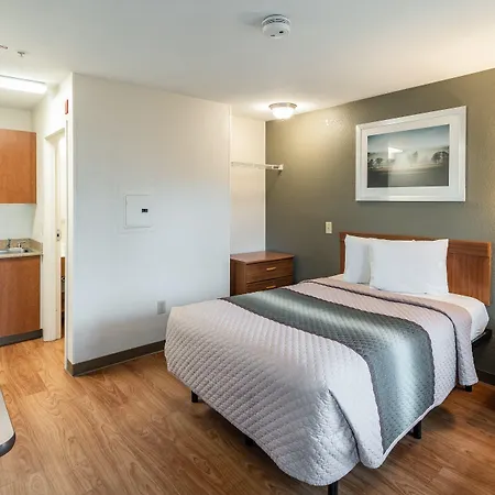 Hometowne Studios By Red Roof Spokane - Valley-3