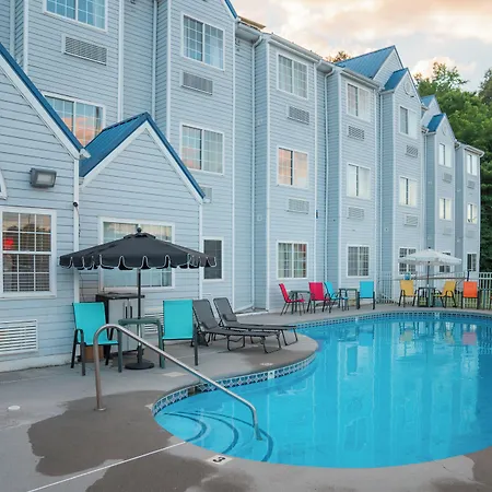 Guest Inn Pigeon Forge-3