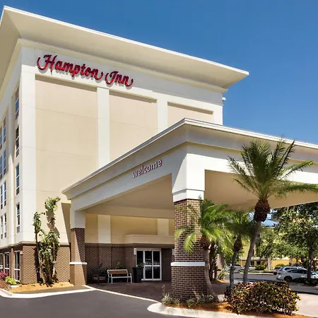 Hampton Inn Tampa-Rocky Point-3