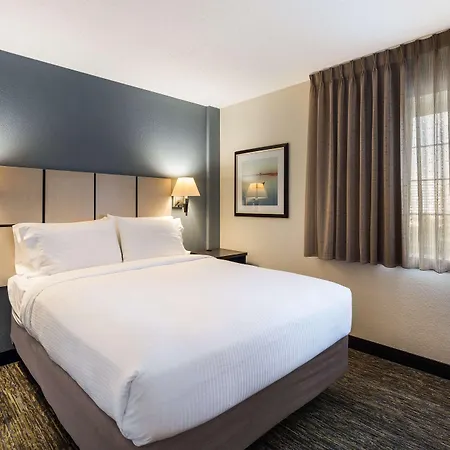 Sonesta Simply Suites Chicago Waukegan-2