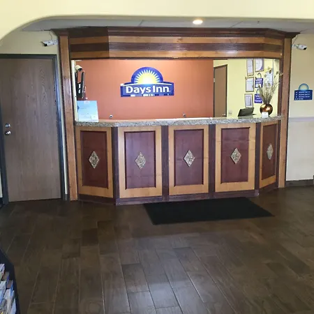 Days Inn By Wyndham Hurricane/Zion National Park Area-3