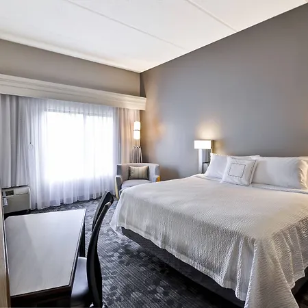 Courtyard By Marriott Dalton-2