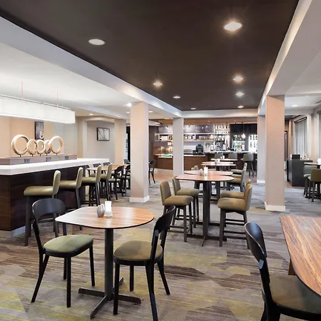 Courtyard By Marriott Princeton-3