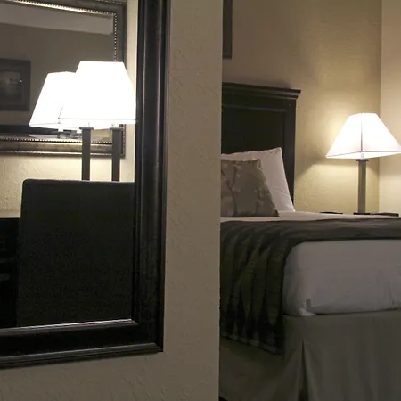 Grand View Inn & Suites-2