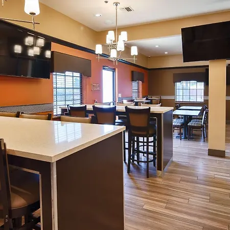 Best Western Plus Edinburg Inn & Suites-3