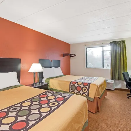Super 8 By Wyndham Stamford/New York City Area-3