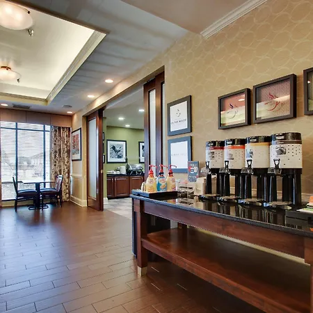 Hampton Inn Warner Robins-3