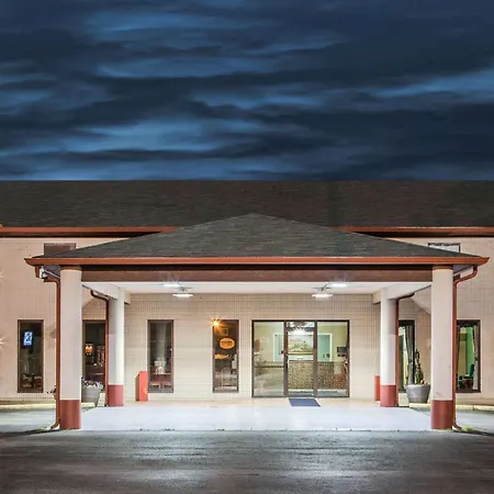 Super 8 By Wyndham Malvern-2
