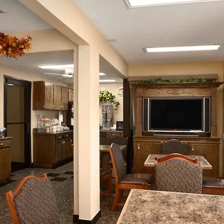 Super 8 By Wyndham Hattiesburg North - University Area-2