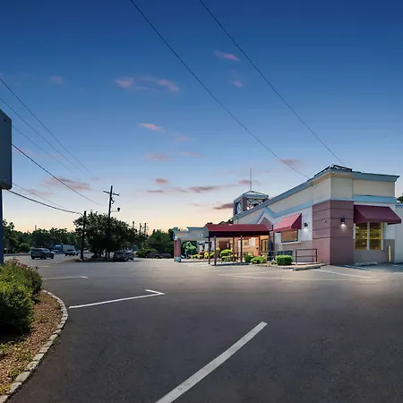 Best Western The Inn At Ramsey-Mahwah-2