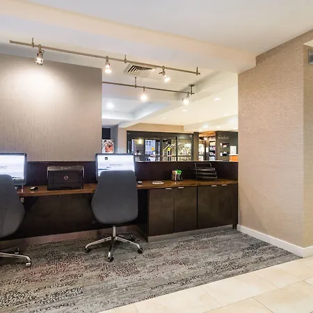 Courtyard By Marriott Rocky Mount-3