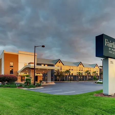 Fairfield Inn & Suites Southport-3