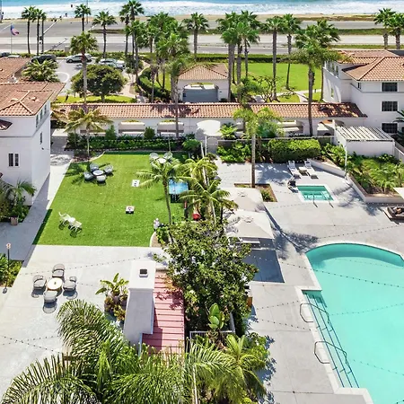 Hilton Garden Inn Carlsbad Beach-3