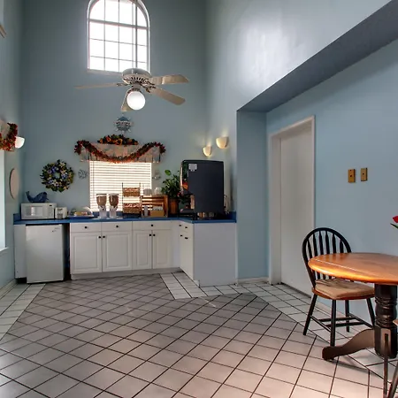 Key West Inn - Clanton-2