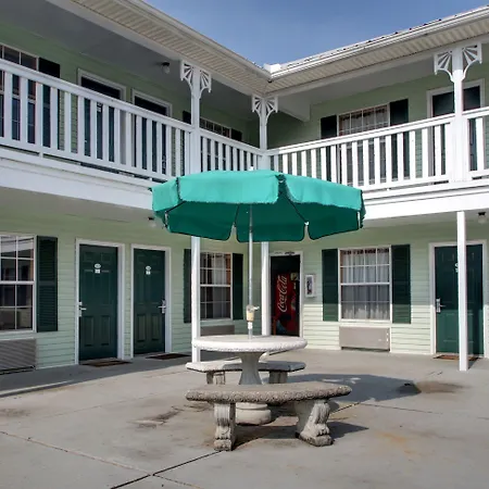 Key West Inn - Clanton-3