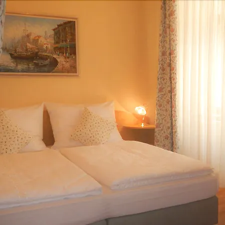 Hotel Graf Stadion-2