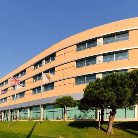 Tryp By Wyndham Porto Expo Hotel-3