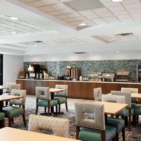 La Quinta By Wyndham Omaha Airport Downtown-3