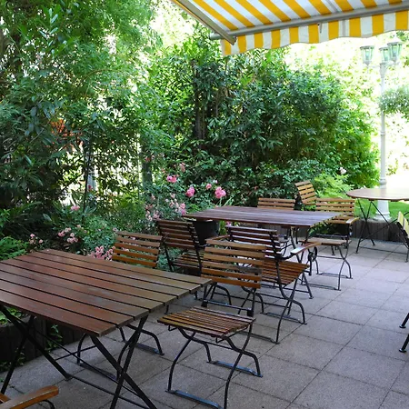 Hotel BIRGIT Berlin Mitte-3